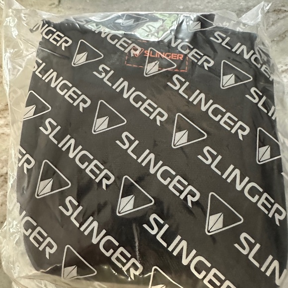 Slinger Alpine 120 Multi-Device Shoulder Bag, Black camera bag NWT - Picture 3 of 7